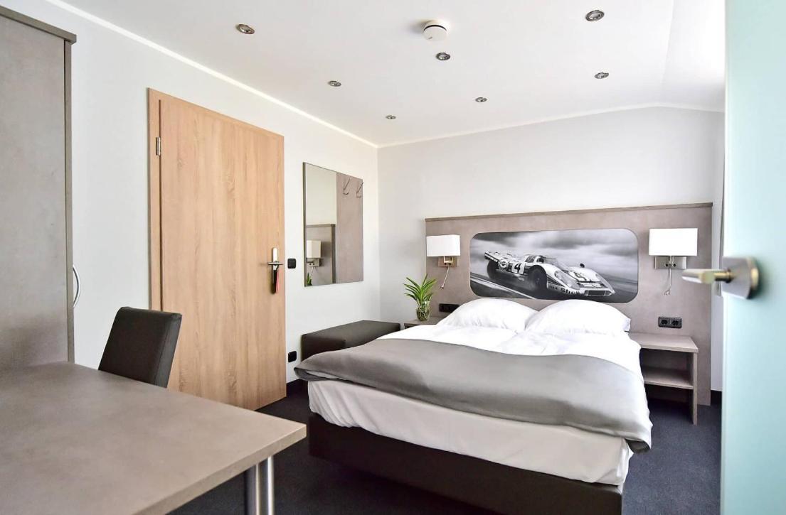 Gt3 Hotel Honerath Zewnętrze zdjęcie